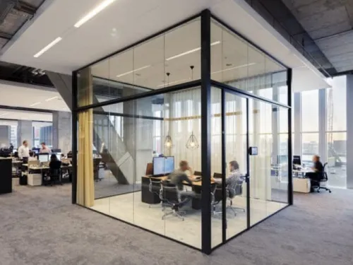 Şehrin Gürültüsünü Dışarıda Bırakın: Akustik Cam ve PVC Çözümleri